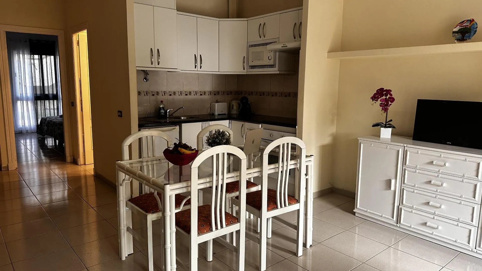 Apartamento En Golf Del Sur Con Piscina San Miguel de Abona España